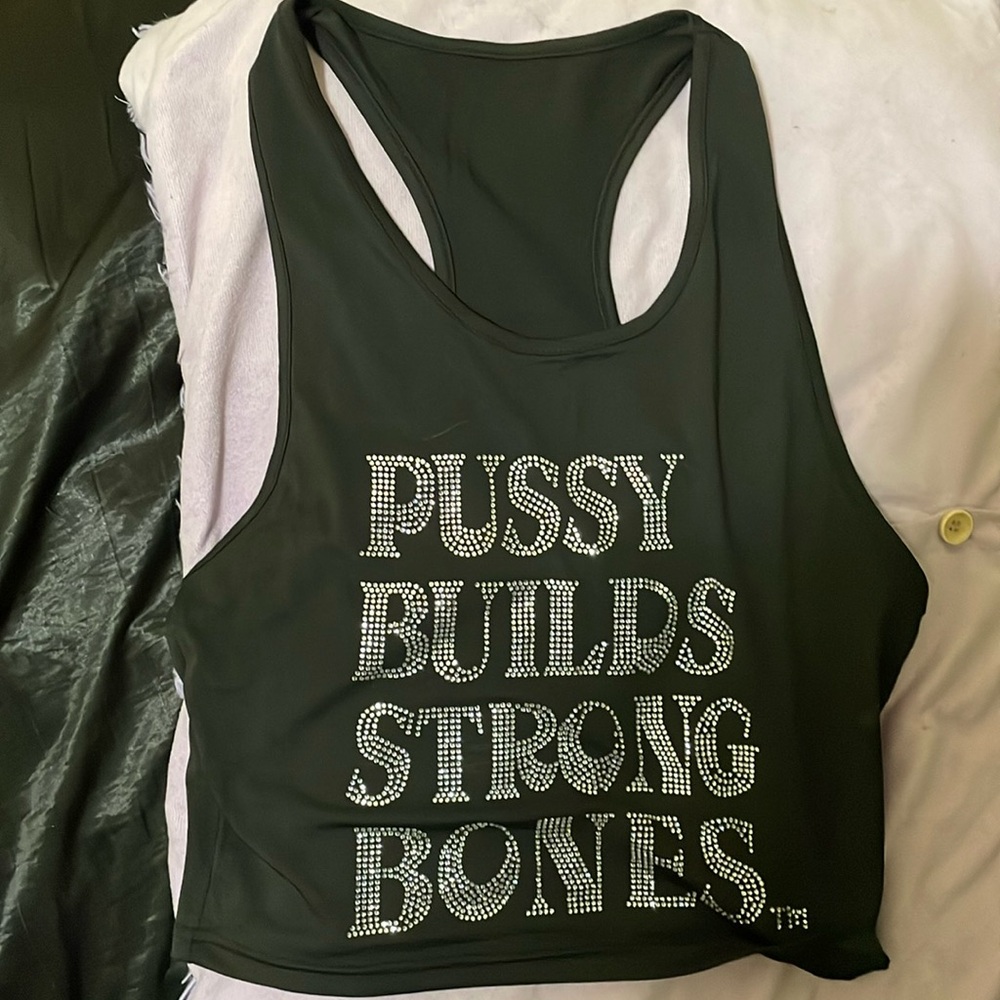 Selling trending shirt